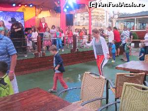 [P05] Ploaia nu a putut opri distractia...  » foto by george78
 - 
<span class="allrVoted glyphicon glyphicon-heart hidden" id="av529282"></span>
<a class="m-l-10 hidden" id="sv529282" onclick="voting_Foto_DelVot(,529282,6673)" role="button">șterge vot <span class="glyphicon glyphicon-remove"></span></a>
<a id="v9529282" class=" c-red"  onclick="voting_Foto_SetVot(529282)" role="button"><span class="glyphicon glyphicon-heart-empty"></span> <b>LIKE</b> = Votează poza</a> <img class="hidden"  id="f529282W9" src="/imagini/loader.gif" border="0" /><span class="AjErrMes hidden" id="e529282ErM"></span>