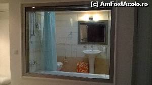 [P07] Taaaatiii, nu eşti în baie :) - vedere din dormitor » foto by DaRKruCS
 - 
<span class="allrVoted glyphicon glyphicon-heart hidden" id="av635555"></span>
<a class="m-l-10 hidden" id="sv635555" onclick="voting_Foto_DelVot(,635555,6673)" role="button">șterge vot <span class="glyphicon glyphicon-remove"></span></a>
<a id="v9635555" class=" c-red"  onclick="voting_Foto_SetVot(635555)" role="button"><span class="glyphicon glyphicon-heart-empty"></span> <b>LIKE</b> = Votează poza</a> <img class="hidden"  id="f635555W9" src="/imagini/loader.gif" border="0" /><span class="AjErrMes hidden" id="e635555ErM"></span>