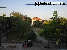 [P02] Parcul din fata Vilei Erato » foto by EmaCojocaru
 - 
<span class="allrVoted glyphicon glyphicon-heart hidden" id="av348294"></span>
<a class="m-l-10 hidden" id="sv348294" onclick="voting_Foto_DelVot(,348294,6707)" role="button">șterge vot <span class="glyphicon glyphicon-remove"></span></a>
<a id="v9348294" class=" c-red"  onclick="voting_Foto_SetVot(348294)" role="button"><span class="glyphicon glyphicon-heart-empty"></span> <b>LIKE</b> = Votează poza</a> <img class="hidden"  id="f348294W9" src="/imagini/loader.gif" border="0" /><span class="AjErrMes hidden" id="e348294ErM"></span>