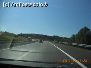 [P03] pe autostradă în Croația în drum spre Zagreb » foto by zlatna
 - 
<span class="allrVoted glyphicon glyphicon-heart hidden" id="av896516"></span>
<a class="m-l-10 hidden" id="sv896516" onclick="voting_Foto_DelVot(,896516,6716)" role="button">șterge vot <span class="glyphicon glyphicon-remove"></span></a>
<a id="v9896516" class=" c-red"  onclick="voting_Foto_SetVot(896516)" role="button"><span class="glyphicon glyphicon-heart-empty"></span> <b>LIKE</b> = Votează poza</a> <img class="hidden"  id="f896516W9" src="/imagini/loader.gif" border="0" /><span class="AjErrMes hidden" id="e896516ErM"></span>