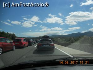 [P07] pe autostradă în Croația, am prins și porțiuni aglomerate » foto by zlatna
 - 
<span class="allrVoted glyphicon glyphicon-heart hidden" id="av896520"></span>
<a class="m-l-10 hidden" id="sv896520" onclick="voting_Foto_DelVot(,896520,6716)" role="button">șterge vot <span class="glyphicon glyphicon-remove"></span></a>
<a id="v9896520" class=" c-red"  onclick="voting_Foto_SetVot(896520)" role="button"><span class="glyphicon glyphicon-heart-empty"></span> <b>LIKE</b> = Votează poza</a> <img class="hidden"  id="f896520W9" src="/imagini/loader.gif" border="0" /><span class="AjErrMes hidden" id="e896520ErM"></span>