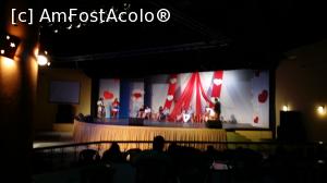 [P85] Alte două săptămâni în Paradis - la spectacol » foto by nicole33
 - 
<span class="allrVoted glyphicon glyphicon-heart hidden" id="av1044988"></span>
<a class="m-l-10 hidden" id="sv1044988" onclick="voting_Foto_DelVot(,1044988,6729)" role="button">șterge vot <span class="glyphicon glyphicon-remove"></span></a>
<a id="v91044988" class=" c-red"  onclick="voting_Foto_SetVot(1044988)" role="button"><span class="glyphicon glyphicon-heart-empty"></span> <b>LIKE</b> = Votează poza</a> <img class="hidden"  id="f1044988W9" src="/imagini/loader.gif" border="0" /><span class="AjErrMes hidden" id="e1044988ErM"></span>