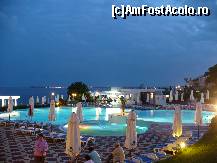 [P02] piscina seara » foto by PAA
 - 
<span class="allrVoted glyphicon glyphicon-heart hidden" id="av109783"></span>
<a class="m-l-10 hidden" id="sv109783" onclick="voting_Foto_DelVot(,109783,6762)" role="button">șterge vot <span class="glyphicon glyphicon-remove"></span></a>
<a id="v9109783" class=" c-red"  onclick="voting_Foto_SetVot(109783)" role="button"><span class="glyphicon glyphicon-heart-empty"></span> <b>LIKE</b> = Votează poza</a> <img class="hidden"  id="f109783W9" src="/imagini/loader.gif" border="0" /><span class="AjErrMes hidden" id="e109783ErM"></span>