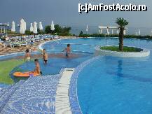 [P07] parte din cele trei piscine » foto by didoboghi
 - 
<span class="allrVoted glyphicon glyphicon-heart hidden" id="av176118"></span>
<a class="m-l-10 hidden" id="sv176118" onclick="voting_Foto_DelVot(,176118,6762)" role="button">șterge vot <span class="glyphicon glyphicon-remove"></span></a>
<a id="v9176118" class=" c-red"  onclick="voting_Foto_SetVot(176118)" role="button"><span class="glyphicon glyphicon-heart-empty"></span> <b>LIKE</b> = Votează poza</a> <img class="hidden"  id="f176118W9" src="/imagini/loader.gif" border="0" /><span class="AjErrMes hidden" id="e176118ErM"></span>