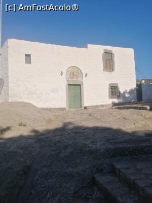 [P23] Intrarea in grota in care Sf. Ioan a scris Apocalipsa » foto by Cristian_h
 - 
<span class="allrVoted glyphicon glyphicon-heart hidden" id="av1498957"></span>
<a class="m-l-10 hidden" id="sv1498957" onclick="voting_Foto_DelVot(,1498957,6846)" role="button">șterge vot <span class="glyphicon glyphicon-remove"></span></a>
<a id="v91498957" class=" c-red"  onclick="voting_Foto_SetVot(1498957)" role="button"><span class="glyphicon glyphicon-heart-empty"></span> <b>LIKE</b> = Votează poza</a> <img class="hidden"  id="f1498957W9" src="/imagini/loader.gif" border="0" /><span class="AjErrMes hidden" id="e1498957ErM"></span>