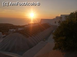[P09] Apus de soare din Chora » foto by Cristian_h
 - 
<span class="allrVoted glyphicon glyphicon-heart hidden" id="av1498943"></span>
<a class="m-l-10 hidden" id="sv1498943" onclick="voting_Foto_DelVot(,1498943,6846)" role="button">șterge vot <span class="glyphicon glyphicon-remove"></span></a>
<a id="v91498943" class=" c-red"  onclick="voting_Foto_SetVot(1498943)" role="button"><span class="glyphicon glyphicon-heart-empty"></span> <b>LIKE</b> = Votează poza</a> <img class="hidden"  id="f1498943W9" src="/imagini/loader.gif" border="0" /><span class="AjErrMes hidden" id="e1498943ErM"></span>