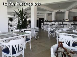 [P05] B' Arca Restaurant; interior » foto by crismis
 - 
<span class="allrVoted glyphicon glyphicon-heart hidden" id="av1138427"></span>
<a class="m-l-10 hidden" id="sv1138427" onclick="voting_Foto_DelVot(,1138427,6877)" role="button">șterge vot <span class="glyphicon glyphicon-remove"></span></a>
<a id="v91138427" class=" c-red"  onclick="voting_Foto_SetVot(1138427)" role="button"><span class="glyphicon glyphicon-heart-empty"></span> <b>LIKE</b> = Votează poza</a> <img class="hidden"  id="f1138427W9" src="/imagini/loader.gif" border="0" /><span class="AjErrMes hidden" id="e1138427ErM"></span>