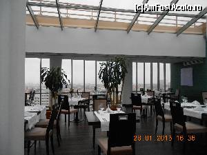 [P03] O parte din interiorul restaurantului.  » foto by Rodel
 - 
<span class="allrVoted glyphicon glyphicon-heart hidden" id="av598626"></span>
<a class="m-l-10 hidden" id="sv598626" onclick="voting_Foto_DelVot(,598626,6927)" role="button">șterge vot <span class="glyphicon glyphicon-remove"></span></a>
<a id="v9598626" class=" c-red"  onclick="voting_Foto_SetVot(598626)" role="button"><span class="glyphicon glyphicon-heart-empty"></span> <b>LIKE</b> = Votează poza</a> <img class="hidden"  id="f598626W9" src="/imagini/loader.gif" border="0" /><span class="AjErrMes hidden" id="e598626ErM"></span>