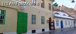 [P03] Clădirea cu pivniță si intrare în restaurant. » foto by tata123 🔱
 - 
<span class="allrVoted glyphicon glyphicon-heart hidden" id="av1517200"></span>
<a class="m-l-10 hidden" id="sv1517200" onclick="voting_Foto_DelVot(,1517200,6927)" role="button">șterge vot <span class="glyphicon glyphicon-remove"></span></a>
<a id="v91517200" class=" c-red"  onclick="voting_Foto_SetVot(1517200)" role="button"><span class="glyphicon glyphicon-heart-empty"></span> <b>LIKE</b> = Votează poza</a> <img class="hidden"  id="f1517200W9" src="/imagini/loader.gif" border="0" /><span class="AjErrMes hidden" id="e1517200ErM"></span>