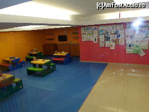 [P10] Locul de joaca din interior (partea din dreapta)  » foto by Iliescui
 - 
<span class="allrVoted glyphicon glyphicon-heart hidden" id="av604553"></span>
<a class="m-l-10 hidden" id="sv604553" onclick="voting_Foto_DelVot(,604553,6960)" role="button">șterge vot <span class="glyphicon glyphicon-remove"></span></a>
<a id="v9604553" class=" c-red"  onclick="voting_Foto_SetVot(604553)" role="button"><span class="glyphicon glyphicon-heart-empty"></span> <b>LIKE</b> = Votează poza</a> <img class="hidden"  id="f604553W9" src="/imagini/loader.gif" border="0" /><span class="AjErrMes hidden" id="e604553ErM"></span>