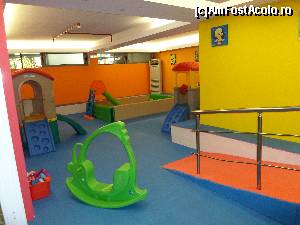 [P08] Locul de joaca din interior (partea din stanga a lui), aflat la demisol, cu intrare din holul hotelului, langa bar.  » foto by Iliescui
 - 
<span class="allrVoted glyphicon glyphicon-heart hidden" id="av604551"></span>
<a class="m-l-10 hidden" id="sv604551" onclick="voting_Foto_DelVot(,604551,6960)" role="button">șterge vot <span class="glyphicon glyphicon-remove"></span></a>
<a id="v9604551" class=" c-red"  onclick="voting_Foto_SetVot(604551)" role="button"><span class="glyphicon glyphicon-heart-empty"></span> <b>LIKE</b> = Votează poza</a> <img class="hidden"  id="f604551W9" src="/imagini/loader.gif" border="0" /><span class="AjErrMes hidden" id="e604551ErM"></span>