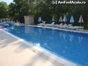 [P01] Piscina hotelului » foto by mariusserban
 - 
<span class="allrVoted glyphicon glyphicon-heart hidden" id="av560957"></span>
<a class="m-l-10 hidden" id="sv560957" onclick="voting_Foto_DelVot(,560957,6963)" role="button">șterge vot <span class="glyphicon glyphicon-remove"></span></a>
<a id="v9560957" class=" c-red"  onclick="voting_Foto_SetVot(560957)" role="button"><span class="glyphicon glyphicon-heart-empty"></span> <b>LIKE</b> = Votează poza</a> <img class="hidden"  id="f560957W9" src="/imagini/loader.gif" border="0" /><span class="AjErrMes hidden" id="e560957ErM"></span>