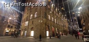 [P46] Piața Trinita. » foto by Aurici
 - 
<span class="allrVoted glyphicon glyphicon-heart hidden" id="av1296975"></span>
<a class="m-l-10 hidden" id="sv1296975" onclick="voting_Foto_DelVot(,1296975,7001)" role="button">șterge vot <span class="glyphicon glyphicon-remove"></span></a>
<a id="v91296975" class=" c-red"  onclick="voting_Foto_SetVot(1296975)" role="button"><span class="glyphicon glyphicon-heart-empty"></span> <b>LIKE</b> = Votează poza</a> <img class="hidden"  id="f1296975W9" src="/imagini/loader.gif" border="0" /><span class="AjErrMes hidden" id="e1296975ErM"></span>
