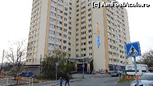 [P05] Intrarea in hotel. » foto by telvanni
 - 
<span class="allrVoted glyphicon glyphicon-heart hidden" id="av611031"></span>
<a class="m-l-10 hidden" id="sv611031" onclick="voting_Foto_DelVot(,611031,7048)" role="button">șterge vot <span class="glyphicon glyphicon-remove"></span></a>
<a id="v9611031" class=" c-red"  onclick="voting_Foto_SetVot(611031)" role="button"><span class="glyphicon glyphicon-heart-empty"></span> <b>LIKE</b> = Votează poza</a> <img class="hidden"  id="f611031W9" src="/imagini/loader.gif" border="0" /><span class="AjErrMes hidden" id="e611031ErM"></span>