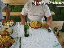 [P02] Portiile de la cina.
Berea Ciuc este 2 RONI » foto by rinaldoparaipan
 - 
<span class="allrVoted glyphicon glyphicon-heart hidden" id="av119737"></span>
<a class="m-l-10 hidden" id="sv119737" onclick="voting_Foto_DelVot(,119737,7049)" role="button">șterge vot <span class="glyphicon glyphicon-remove"></span></a>
<a id="v9119737" class=" c-red"  onclick="voting_Foto_SetVot(119737)" role="button"><span class="glyphicon glyphicon-heart-empty"></span> <b>LIKE</b> = Votează poza</a> <img class="hidden"  id="f119737W9" src="/imagini/loader.gif" border="0" /><span class="AjErrMes hidden" id="e119737ErM"></span>