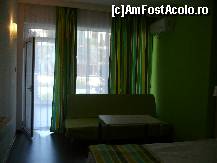 [P03] Camera » foto by poll
 - 
<span class="allrVoted glyphicon glyphicon-heart hidden" id="av428848"></span>
<a class="m-l-10 hidden" id="sv428848" onclick="voting_Foto_DelVot(,428848,7064)" role="button">șterge vot <span class="glyphicon glyphicon-remove"></span></a>
<a id="v9428848" class=" c-red"  onclick="voting_Foto_SetVot(428848)" role="button"><span class="glyphicon glyphicon-heart-empty"></span> <b>LIKE</b> = Votează poza</a> <img class="hidden"  id="f428848W9" src="/imagini/loader.gif" border="0" /><span class="AjErrMes hidden" id="e428848ErM"></span>