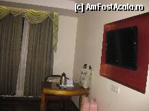 [P04] plasma...in hotel...si pe birou termos cu apa calda si ceai/cafea » foto by ghecamelia
 - 
<span class="allrVoted glyphicon glyphicon-heart hidden" id="av120751"></span>
<a class="m-l-10 hidden" id="sv120751" onclick="voting_Foto_DelVot(,120751,7076)" role="button">șterge vot <span class="glyphicon glyphicon-remove"></span></a>
<a id="v9120751" class=" c-red"  onclick="voting_Foto_SetVot(120751)" role="button"><span class="glyphicon glyphicon-heart-empty"></span> <b>LIKE</b> = Votează poza</a> <img class="hidden"  id="f120751W9" src="/imagini/loader.gif" border="0" /><span class="AjErrMes hidden" id="e120751ErM"></span>