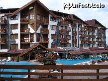 [P01] Complexul Belvedere Holiday Club vedere frontala dinspre piscina » foto by ionescunic
 - 
<span class="allrVoted glyphicon glyphicon-heart hidden" id="av127892"></span>
<a class="m-l-10 hidden" id="sv127892" onclick="voting_Foto_DelVot(,127892,7110)" role="button">șterge vot <span class="glyphicon glyphicon-remove"></span></a>
<a id="v9127892" class=" c-red"  onclick="voting_Foto_SetVot(127892)" role="button"><span class="glyphicon glyphicon-heart-empty"></span> <b>LIKE</b> = Votează poza</a> <img class="hidden"  id="f127892W9" src="/imagini/loader.gif" border="0" /><span class="AjErrMes hidden" id="e127892ErM"></span>