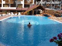 [P23] Piscina exterioara , destul de mare pentru un hotel de munte » foto by ionescunic
 - 
<span class="allrVoted glyphicon glyphicon-heart hidden" id="av127917"></span>
<a class="m-l-10 hidden" id="sv127917" onclick="voting_Foto_DelVot(,127917,7110)" role="button">șterge vot <span class="glyphicon glyphicon-remove"></span></a>
<a id="v9127917" class=" c-red"  onclick="voting_Foto_SetVot(127917)" role="button"><span class="glyphicon glyphicon-heart-empty"></span> <b>LIKE</b> = Votează poza</a> <img class="hidden"  id="f127917W9" src="/imagini/loader.gif" border="0" /><span class="AjErrMes hidden" id="e127917ErM"></span>