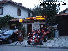 [P30] Exista si centre de inchirieri masini si chiar Boogie dar conditiile sunt asemanatoare cu cele de la noi » foto by ionescunic
 - 
<span class="allrVoted glyphicon glyphicon-heart hidden" id="av146966"></span>
<a class="m-l-10 hidden" id="sv146966" onclick="voting_Foto_DelVot(,146966,7111)" role="button">șterge vot <span class="glyphicon glyphicon-remove"></span></a>
<a id="v9146966" class=" c-red"  onclick="voting_Foto_SetVot(146966)" role="button"><span class="glyphicon glyphicon-heart-empty"></span> <b>LIKE</b> = Votează poza</a> <img class="hidden"  id="f146966W9" src="/imagini/loader.gif" border="0" /><span class="AjErrMes hidden" id="e146966ErM"></span>