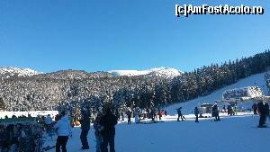 [P04] Partia de ski » foto by DanielaK
 - 
<span class="allrVoted glyphicon glyphicon-heart hidden" id="av584725"></span>
<a class="m-l-10 hidden" id="sv584725" onclick="voting_Foto_DelVot(,584725,7111)" role="button">șterge vot <span class="glyphicon glyphicon-remove"></span></a>
<a id="v9584725" class=" c-red"  onclick="voting_Foto_SetVot(584725)" role="button"><span class="glyphicon glyphicon-heart-empty"></span> <b>LIKE</b> = Votează poza</a> <img class="hidden"  id="f584725W9" src="/imagini/loader.gif" border="0" /><span class="AjErrMes hidden" id="e584725ErM"></span>