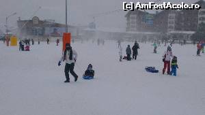 [P06] Partia de sanius de la Ski centre » foto by DanielaK
 - 
<span class="allrVoted glyphicon glyphicon-heart hidden" id="av584743"></span>
<a class="m-l-10 hidden" id="sv584743" onclick="voting_Foto_DelVot(,584743,7111)" role="button">șterge vot <span class="glyphicon glyphicon-remove"></span></a>
<a id="v9584743" class=" c-red"  onclick="voting_Foto_SetVot(584743)" role="button"><span class="glyphicon glyphicon-heart-empty"></span> <b>LIKE</b> = Votează poza</a> <img class="hidden"  id="f584743W9" src="/imagini/loader.gif" border="0" /><span class="AjErrMes hidden" id="e584743ErM"></span>