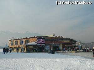 [P07] Locul de unde se ia telegondola in Bansko, spre partiile de schi si snowboard » foto by ileanaxperta*
 - 
<span class="allrVoted glyphicon glyphicon-heart hidden" id="av582475"></span>
<a class="m-l-10 hidden" id="sv582475" onclick="voting_Foto_DelVot(,582475,7111)" role="button">șterge vot <span class="glyphicon glyphicon-remove"></span></a>
<a id="v9582475" class=" c-red"  onclick="voting_Foto_SetVot(582475)" role="button"><span class="glyphicon glyphicon-heart-empty"></span> <b>LIKE</b> = Votează poza</a> <img class="hidden"  id="f582475W9" src="/imagini/loader.gif" border="0" /><span class="AjErrMes hidden" id="e582475ErM"></span>