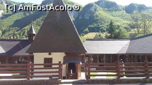 [P24] Casa Iancului din satul Incești » foto by costy69*
 - 
<span class="allrVoted glyphicon glyphicon-heart hidden" id="av910129"></span>
<a class="m-l-10 hidden" id="sv910129" onclick="voting_Foto_DelVot(,910129,7135)" role="button">șterge vot <span class="glyphicon glyphicon-remove"></span></a>
<a id="v9910129" class=" c-red"  onclick="voting_Foto_SetVot(910129)" role="button"><span class="glyphicon glyphicon-heart-empty"></span> <b>LIKE</b> = Votează poza</a> <img class="hidden"  id="f910129W9" src="/imagini/loader.gif" border="0" /><span class="AjErrMes hidden" id="e910129ErM"></span>