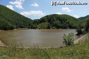 [P01] Scrind Frăsinet / Vedere de lângă baraj.  » foto by Utube
 - 
<span class="allrVoted glyphicon glyphicon-heart hidden" id="av356081"></span>
<a class="m-l-10 hidden" id="sv356081" onclick="voting_Foto_DelVot(,356081,7135)" role="button">șterge vot <span class="glyphicon glyphicon-remove"></span></a>
<a id="v9356081" class=" c-red"  onclick="voting_Foto_SetVot(356081)" role="button"><span class="glyphicon glyphicon-heart-empty"></span> <b>LIKE</b> = Votează poza</a> <img class="hidden"  id="f356081W9" src="/imagini/loader.gif" border="0" /><span class="AjErrMes hidden" id="e356081ErM"></span>