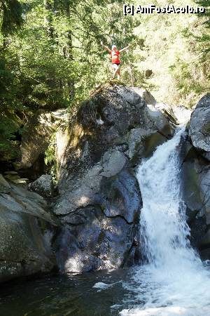[P23] 'Găletuşele' Craiului - Cascada Căldărilor  » foto by Utube
 - 
<span class="allrVoted glyphicon glyphicon-heart hidden" id="av369488"></span>
<a class="m-l-10 hidden" id="sv369488" onclick="voting_Foto_DelVot(,369488,7135)" role="button">șterge vot <span class="glyphicon glyphicon-remove"></span></a>
<a id="v9369488" class=" c-red"  onclick="voting_Foto_SetVot(369488)" role="button"><span class="glyphicon glyphicon-heart-empty"></span> <b>LIKE</b> = Votează poza</a> <img class="hidden"  id="f369488W9" src="/imagini/loader.gif" border="0" /><span class="AjErrMes hidden" id="e369488ErM"></span>