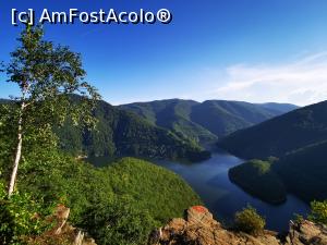 [P12] Vedere de pe Piatra lui Lucaci » foto by cata2106
 - 
<span class="allrVoted glyphicon glyphicon-heart hidden" id="av1188314"></span>
<a class="m-l-10 hidden" id="sv1188314" onclick="voting_Foto_DelVot(,1188314,7135)" role="button">șterge vot <span class="glyphicon glyphicon-remove"></span></a>
<a id="v91188314" class=" c-red"  onclick="voting_Foto_SetVot(1188314)" role="button"><span class="glyphicon glyphicon-heart-empty"></span> <b>LIKE</b> = Votează poza</a> <img class="hidden"  id="f1188314W9" src="/imagini/loader.gif" border="0" /><span class="AjErrMes hidden" id="e1188314ErM"></span>