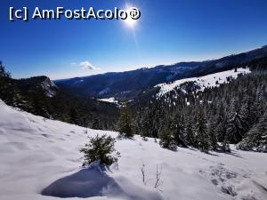 [P18] Panorama asupa Văii Seci » foto by cata2106
 - 
<span class="allrVoted glyphicon glyphicon-heart hidden" id="av1213944"></span>
<a class="m-l-10 hidden" id="sv1213944" onclick="voting_Foto_DelVot(,1213944,7135)" role="button">șterge vot <span class="glyphicon glyphicon-remove"></span></a>
<a id="v91213944" class=" c-red"  onclick="voting_Foto_SetVot(1213944)" role="button"><span class="glyphicon glyphicon-heart-empty"></span> <b>LIKE</b> = Votează poza</a> <img class="hidden"  id="f1213944W9" src="/imagini/loader.gif" border="0" /><span class="AjErrMes hidden" id="e1213944ErM"></span>