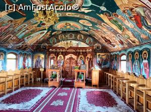[P05] Interior biserică. » foto by tata123 🔱
 - 
<span class="allrVoted glyphicon glyphicon-heart hidden" id="av1342097"></span>
<a class="m-l-10 hidden" id="sv1342097" onclick="voting_Foto_DelVot(,1342097,7135)" role="button">șterge vot <span class="glyphicon glyphicon-remove"></span></a>
<a id="v91342097" class=" c-red"  onclick="voting_Foto_SetVot(1342097)" role="button"><span class="glyphicon glyphicon-heart-empty"></span> <b>LIKE</b> = Votează poza</a> <img class="hidden"  id="f1342097W9" src="/imagini/loader.gif" border="0" /><span class="AjErrMes hidden" id="e1342097ErM"></span>