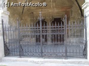 [P15] Ușile închise ale Bisericii Evanghelice din Bistrița.  » foto by mihaelavoicu
 - 
<span class="allrVoted glyphicon glyphicon-heart hidden" id="av947356"></span>
<a class="m-l-10 hidden" id="sv947356" onclick="voting_Foto_DelVot(,947356,7139)" role="button">șterge vot <span class="glyphicon glyphicon-remove"></span></a>
<a id="v9947356" class=" c-red"  onclick="voting_Foto_SetVot(947356)" role="button"><span class="glyphicon glyphicon-heart-empty"></span> <b>LIKE</b> = Votează poza</a> <img class="hidden"  id="f947356W9" src="/imagini/loader.gif" border="0" /><span class="AjErrMes hidden" id="e947356ErM"></span>