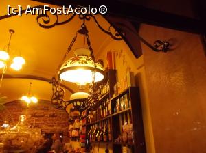 [P07] Bistrița. O frumoasă lampă în interiorul unui local.  » foto by mihaelavoicu
 - 
<span class="allrVoted glyphicon glyphicon-heart hidden" id="av947340"></span>
<a class="m-l-10 hidden" id="sv947340" onclick="voting_Foto_DelVot(,947340,7139)" role="button">șterge vot <span class="glyphicon glyphicon-remove"></span></a>
<a id="v9947340" class=" c-red"  onclick="voting_Foto_SetVot(947340)" role="button"><span class="glyphicon glyphicon-heart-empty"></span> <b>LIKE</b> = Votează poza</a> <img class="hidden"  id="f947340W9" src="/imagini/loader.gif" border="0" /><span class="AjErrMes hidden" id="e947340ErM"></span>