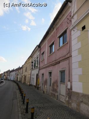 [P18] Front de case vechi pe str. Nicolae Titulescu - Bistrița.  » foto by tata123 🔱
 - 
<span class="allrVoted glyphicon glyphicon-heart hidden" id="av902959"></span>
<a class="m-l-10 hidden" id="sv902959" onclick="voting_Foto_DelVot(,902959,7139)" role="button">șterge vot <span class="glyphicon glyphicon-remove"></span></a>
<a id="v9902959" class=" c-red"  onclick="voting_Foto_SetVot(902959)" role="button"><span class="glyphicon glyphicon-heart-empty"></span> <b>LIKE</b> = Votează poza</a> <img class="hidden"  id="f902959W9" src="/imagini/loader.gif" border="0" /><span class="AjErrMes hidden" id="e902959ErM"></span>