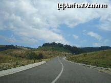 [P04] Transalpina august 2011 » foto by ionescunic
 - 
<span class="allrVoted glyphicon glyphicon-heart hidden" id="av295627"></span>
<a class="m-l-10 hidden" id="sv295627" onclick="voting_Foto_DelVot(,295627,7149)" role="button">șterge vot <span class="glyphicon glyphicon-remove"></span></a>
<a id="v9295627" class=" c-red"  onclick="voting_Foto_SetVot(295627)" role="button"><span class="glyphicon glyphicon-heart-empty"></span> <b>LIKE</b> = Votează poza</a> <img class="hidden"  id="f295627W9" src="/imagini/loader.gif" border="0" /><span class="AjErrMes hidden" id="e295627ErM"></span>