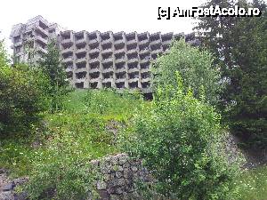 [P09] Vidra, hotel mare, inceput pe vremea lui Ceaușescu » foto by halberstadt
 - 
<span class="allrVoted glyphicon glyphicon-heart hidden" id="av442990"></span>
<a class="m-l-10 hidden" id="sv442990" onclick="voting_Foto_DelVot(,442990,7149)" role="button">șterge vot <span class="glyphicon glyphicon-remove"></span></a>
<a id="v9442990" class=" c-red"  onclick="voting_Foto_SetVot(442990)" role="button"><span class="glyphicon glyphicon-heart-empty"></span> <b>LIKE</b> = Votează poza</a> <img class="hidden"  id="f442990W9" src="/imagini/loader.gif" border="0" /><span class="AjErrMes hidden" id="e442990ErM"></span>