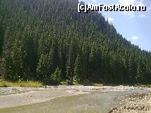 [P02] Obarsia Lotrului - statiune de tranzit ,intre judetele Valcea si Hunedoara. » foto by Marian Preda
 - 
<span class="allrVoted glyphicon glyphicon-heart hidden" id="av246878"></span>
<a class="m-l-10 hidden" id="sv246878" onclick="voting_Foto_DelVot(,246878,7149)" role="button">șterge vot <span class="glyphicon glyphicon-remove"></span></a>
<a id="v9246878" class=" c-red"  onclick="voting_Foto_SetVot(246878)" role="button"><span class="glyphicon glyphicon-heart-empty"></span> <b>LIKE</b> = Votează poza</a> <img class="hidden"  id="f246878W9" src="/imagini/loader.gif" border="0" /><span class="AjErrMes hidden" id="e246878ErM"></span>