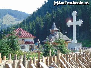 [P26] Manastirea Sfintii Mari Mucenici Brancoveni.  » foto by DanTal74
 - 
<span class="allrVoted glyphicon glyphicon-heart hidden" id="av702428"></span>
<a class="m-l-10 hidden" id="sv702428" onclick="voting_Foto_DelVot(,702428,7149)" role="button">șterge vot <span class="glyphicon glyphicon-remove"></span></a>
<a id="v9702428" class=" c-red"  onclick="voting_Foto_SetVot(702428)" role="button"><span class="glyphicon glyphicon-heart-empty"></span> <b>LIKE</b> = Votează poza</a> <img class="hidden"  id="f702428W9" src="/imagini/loader.gif" border="0" /><span class="AjErrMes hidden" id="e702428ErM"></span>