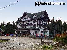 [P18] Rânca : Hotel Mina din vecinătatea bisericuței de lemn » foto by mariana.olaru
 - 
<span class="allrVoted glyphicon glyphicon-heart hidden" id="av228886"></span>
<a class="m-l-10 hidden" id="sv228886" onclick="voting_Foto_DelVot(,228886,7149)" role="button">șterge vot <span class="glyphicon glyphicon-remove"></span></a>
<a id="v9228886" class=" c-red"  onclick="voting_Foto_SetVot(228886)" role="button"><span class="glyphicon glyphicon-heart-empty"></span> <b>LIKE</b> = Votează poza</a> <img class="hidden"  id="f228886W9" src="/imagini/loader.gif" border="0" /><span class="AjErrMes hidden" id="e228886ErM"></span>