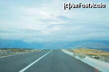 [P08] Transalpina - o usoara coborare inainte de statiune » foto by deliutza27
 - 
<span class="allrVoted glyphicon glyphicon-heart hidden" id="av157046"></span>
<a class="m-l-10 hidden" id="sv157046" onclick="voting_Foto_DelVot(,157046,7149)" role="button">șterge vot <span class="glyphicon glyphicon-remove"></span></a>
<a id="v9157046" class=" c-red"  onclick="voting_Foto_SetVot(157046)" role="button"><span class="glyphicon glyphicon-heart-empty"></span> <b>LIKE</b> = Votează poza</a> <img class="hidden"  id="f157046W9" src="/imagini/loader.gif" border="0" /><span class="AjErrMes hidden" id="e157046ErM"></span>