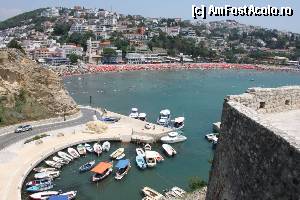 [P25] Ulcinj - vedere spre plaja (urcam spre orasul vechi)  » foto by cristi_an3000
 - 
<span class="allrVoted glyphicon glyphicon-heart hidden" id="av342360"></span>
<a class="m-l-10 hidden" id="sv342360" onclick="voting_Foto_DelVot(,342360,7153)" role="button">șterge vot <span class="glyphicon glyphicon-remove"></span></a>
<a id="v9342360" class=" c-red"  onclick="voting_Foto_SetVot(342360)" role="button"><span class="glyphicon glyphicon-heart-empty"></span> <b>LIKE</b> = Votează poza</a> <img class="hidden"  id="f342360W9" src="/imagini/loader.gif" border="0" /><span class="AjErrMes hidden" id="e342360ErM"></span>