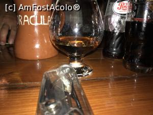 [P15] Coniacul meu, Dracula » foto by krisstinna
 - 
<span class="allrVoted glyphicon glyphicon-heart hidden" id="av919900"></span>
<a class="m-l-10 hidden" id="sv919900" onclick="voting_Foto_DelVot(,919900,7201)" role="button">șterge vot <span class="glyphicon glyphicon-remove"></span></a>
<a id="v9919900" class=" c-red"  onclick="voting_Foto_SetVot(919900)" role="button"><span class="glyphicon glyphicon-heart-empty"></span> <b>LIKE</b> = Votează poza</a> <img class="hidden"  id="f919900W9" src="/imagini/loader.gif" border="0" /><span class="AjErrMes hidden" id="e919900ErM"></span>