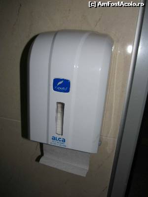 [P17] Motel Predejane- Serbia- in loc de hartie igienica, servetele de hartie » foto by luciaoradea
 - 
<span class="allrVoted glyphicon glyphicon-heart hidden" id="av535328"></span>
<a class="m-l-10 hidden" id="sv535328" onclick="voting_Foto_DelVot(,535328,7268)" role="button">șterge vot <span class="glyphicon glyphicon-remove"></span></a>
<a id="v9535328" class=" c-red"  onclick="voting_Foto_SetVot(535328)" role="button"><span class="glyphicon glyphicon-heart-empty"></span> <b>LIKE</b> = Votează poza</a> <img class="hidden"  id="f535328W9" src="/imagini/loader.gif" border="0" /><span class="AjErrMes hidden" id="e535328ErM"></span>