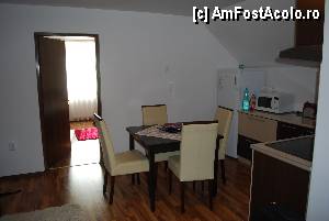 [P01] Bucataria apartamentului 5 » foto by elena_iasi
 - 
<span class="allrVoted glyphicon glyphicon-heart hidden" id="av415965"></span>
<a class="m-l-10 hidden" id="sv415965" onclick="voting_Foto_DelVot(,415965,7273)" role="button">șterge vot <span class="glyphicon glyphicon-remove"></span></a>
<a id="v9415965" class=" c-red"  onclick="voting_Foto_SetVot(415965)" role="button"><span class="glyphicon glyphicon-heart-empty"></span> <b>LIKE</b> = Votează poza</a> <img class="hidden"  id="f415965W9" src="/imagini/loader.gif" border="0" /><span class="AjErrMes hidden" id="e415965ErM"></span>