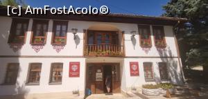 [P59] O galerie frumoasă de unde și noi am cumpărat. » foto by Aurici
 - 
<span class="allrVoted glyphicon glyphicon-heart hidden" id="av1205463"></span>
<a class="m-l-10 hidden" id="sv1205463" onclick="voting_Foto_DelVot(,1205463,7278)" role="button">șterge vot <span class="glyphicon glyphicon-remove"></span></a>
<a id="v91205463" class=" c-red"  onclick="voting_Foto_SetVot(1205463)" role="button"><span class="glyphicon glyphicon-heart-empty"></span> <b>LIKE</b> = Votează poza</a> <img class="hidden"  id="f1205463W9" src="/imagini/loader.gif" border="0" /><span class="AjErrMes hidden" id="e1205463ErM"></span>