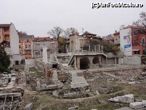 [P12] Ruinele Odeon-uli, aflate pe bul. Tsar Boris III Obedinitel (бул. „Цар Борис III-ти Обединител“)  » foto by Nasshu
 - 
<span class="allrVoted glyphicon glyphicon-heart hidden" id="av391768"></span>
<a class="m-l-10 hidden" id="sv391768" onclick="voting_Foto_DelVot(,391768,7278)" role="button">șterge vot <span class="glyphicon glyphicon-remove"></span></a>
<a id="v9391768" class=" c-red"  onclick="voting_Foto_SetVot(391768)" role="button"><span class="glyphicon glyphicon-heart-empty"></span> <b>LIKE</b> = Votează poza</a> <img class="hidden"  id="f391768W9" src="/imagini/loader.gif" border="0" /><span class="AjErrMes hidden" id="e391768ErM"></span>
