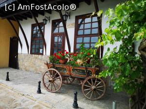 [P26] Gurko Hotel, a doua noastră gazdă din Veliko » foto by crismis
 - 
<span class="allrVoted glyphicon glyphicon-heart hidden" id="av1314747"></span>
<a class="m-l-10 hidden" id="sv1314747" onclick="voting_Foto_DelVot(,1314747,7373)" role="button">șterge vot <span class="glyphicon glyphicon-remove"></span></a>
<a id="v91314747" class=" c-red"  onclick="voting_Foto_SetVot(1314747)" role="button"><span class="glyphicon glyphicon-heart-empty"></span> <b>LIKE</b> = Votează poza</a> <img class="hidden"  id="f1314747W9" src="/imagini/loader.gif" border="0" /><span class="AjErrMes hidden" id="e1314747ErM"></span>