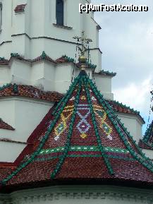 [P05] Campulung Moldovenesc, Catedrala ortodoxa « Adormirea Maicii Domnului », detaliu acoperis » foto by magdalena
 - 
<span class="allrVoted glyphicon glyphicon-heart hidden" id="av133595"></span>
<a class="m-l-10 hidden" id="sv133595" onclick="voting_Foto_DelVot(,133595,7399)" role="button">șterge vot <span class="glyphicon glyphicon-remove"></span></a>
<a id="v9133595" class=" c-red"  onclick="voting_Foto_SetVot(133595)" role="button"><span class="glyphicon glyphicon-heart-empty"></span> <b>LIKE</b> = Votează poza</a> <img class="hidden"  id="f133595W9" src="/imagini/loader.gif" border="0" /><span class="AjErrMes hidden" id="e133595ErM"></span>